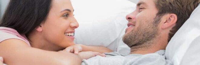 Homme sexuellement actif avec femme